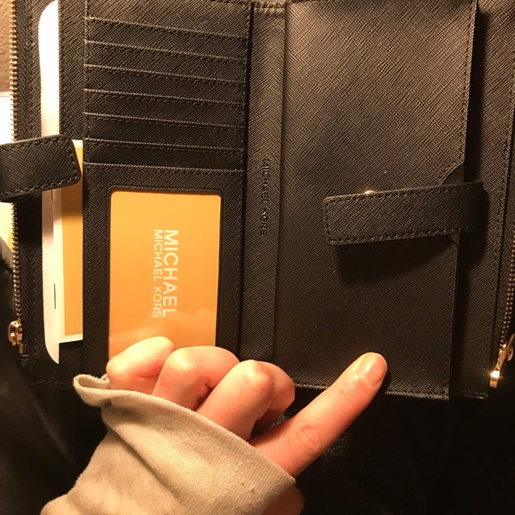 Michael Kors Jet Set Travel Leather Wristlet